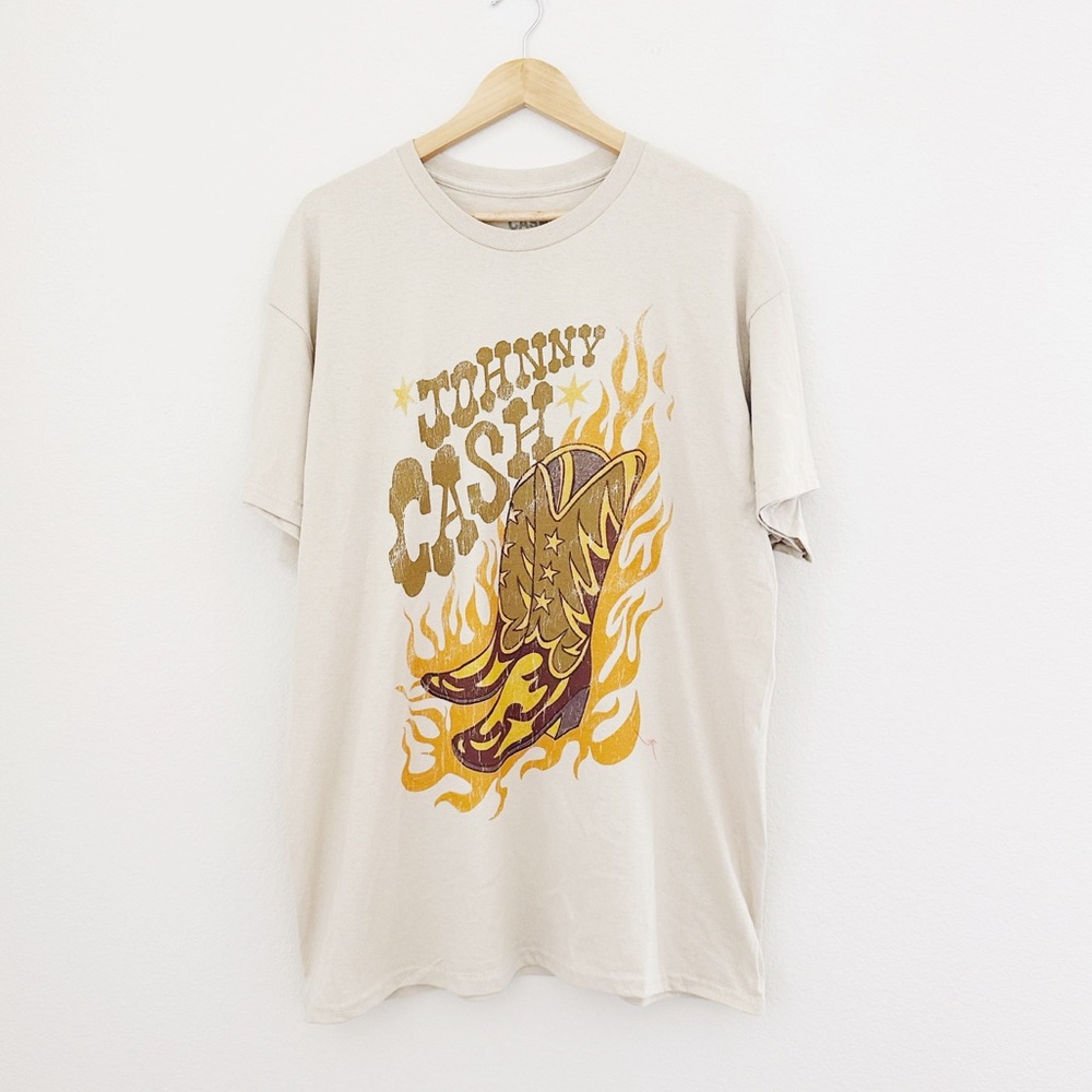 NEW Johnny Cash Cowboy Boots Graphic Tee